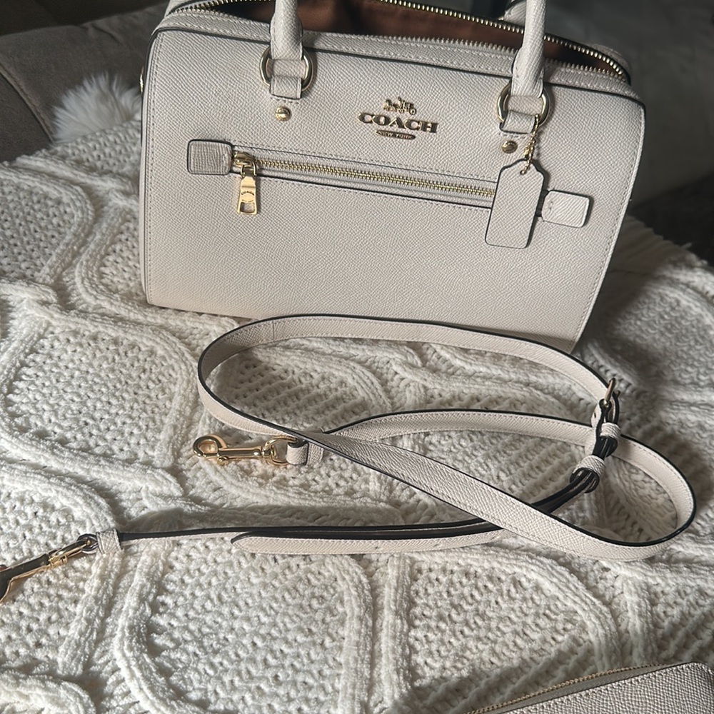Coach Rowan satchel | LIKE NEW | Used ONCE - Picture 9 of 9